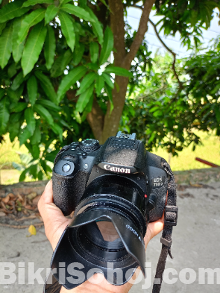 Canon 700d